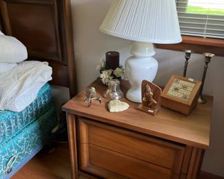 MCM bedroom set
Decor