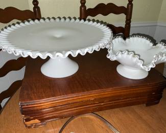 Fenton cake plate