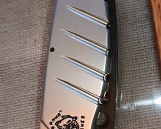 Amazon Piranha knife