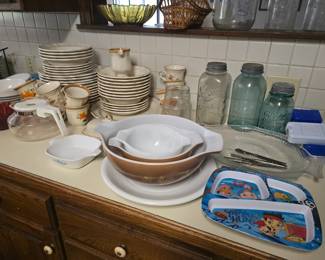 Pyrex and Vintage kitchen
