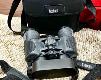 Bushnell binoculars with case