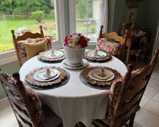 Kitchen table and 4 chairs -$150