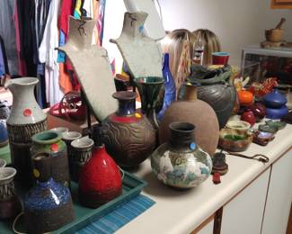 Stan Roberts, Brian Hayes, Tilgmans ceramic lamps, various vintage ceramic art