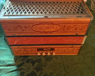 Hohner accordian