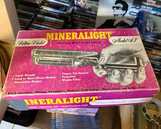 Mineral light--vintage