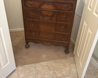 1930’s American walnut veneer