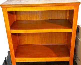 Bupstairs bookshelf