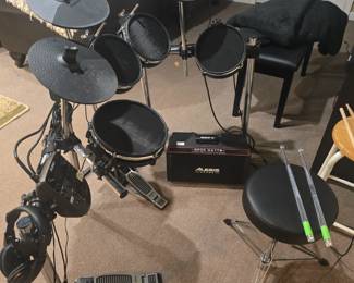 This is a picture of the Alesis drum set with the amplifier