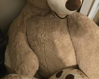 Biggest Teddy Bear EVER! Excellent condition like nearly everything else!