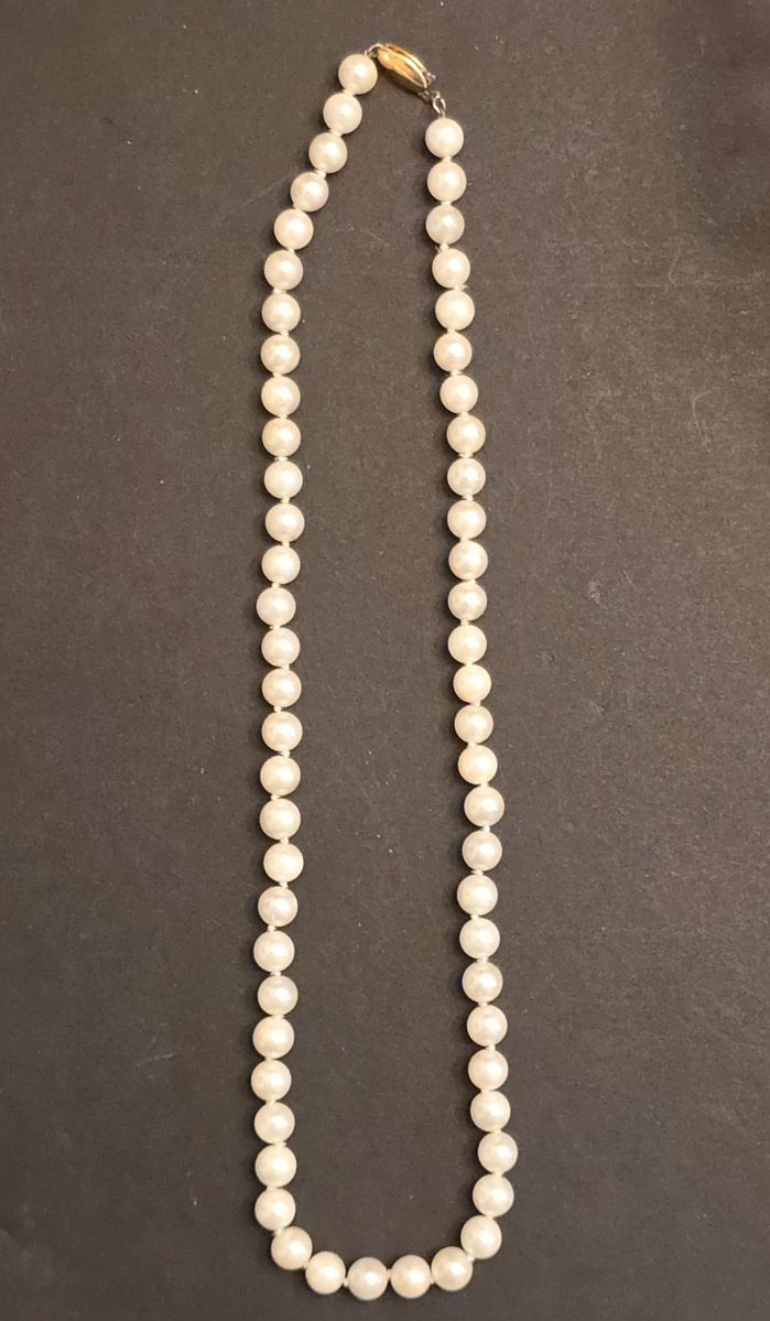 Pearl Necklace with 14k Gold Clasp