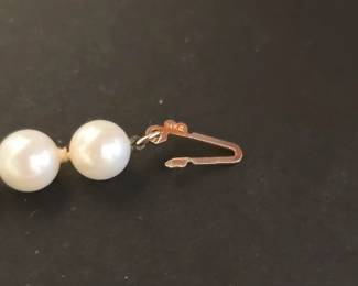 Pearl Necklace with 14k Gold Clasp