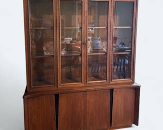 Mid Century Modern American of Martinsville China Hutch