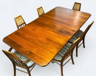 Mid Century Modern Walnut Dining Room Table and 6 Chairs