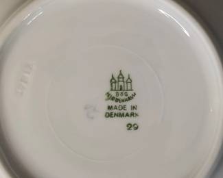 Grondahl Falling Leaves China Set