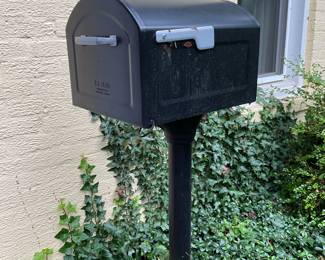 Mail box for sale