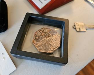 1904 Olympics participants medal