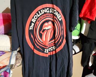 Rolling stones concert shirt