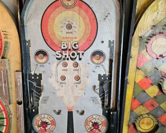 Marble pinball game