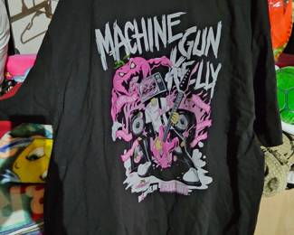 Machine gun Kelly concert shirt
