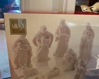 Mikado nativity