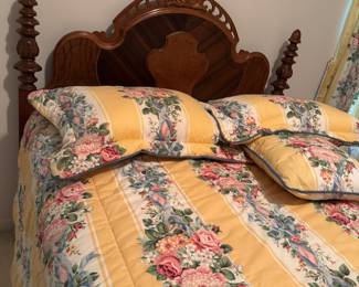 Bed and mattress bedding