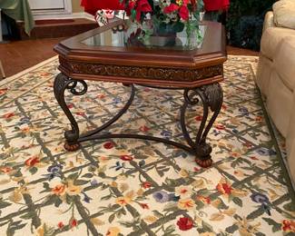 Rug and coffee table