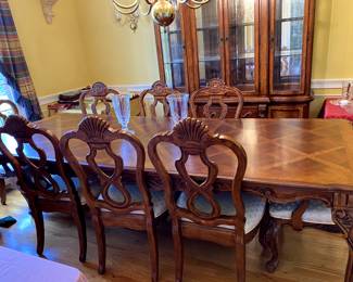 Ashley dining table