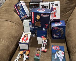 Baseball bobble heads
