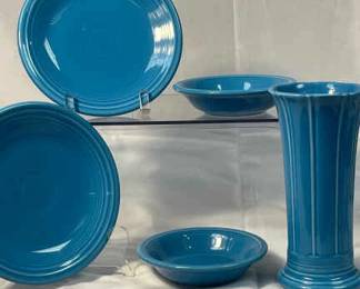 FIESTA 5PC Set Small Flared Vase, 2 Small Fruit Bowls, Saucer, Peacock.