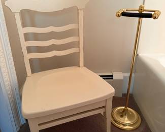 Accent chair and floor lamp