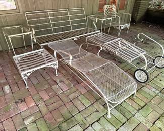 Vintage patio furniture..just needs a couple cans of spray paint 