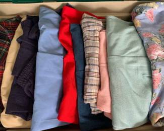 SH374Womens Pants, Size 12 Mystery Lot