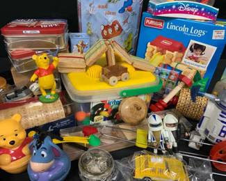 SH327Fun Toy Mystery Lot