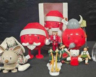 SH318Hoptimist Collection And Vintage Hand Made Figurines