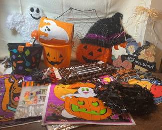Halloween Decor