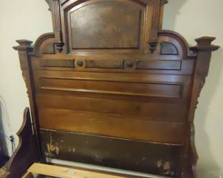 ANTIQUE BED HEAD AND FOOTBOARD WITH SIDE RAILS $50