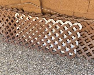 Lattice Fencing