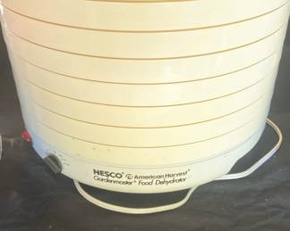 Nesco Food Dehydrator, Burton Fryer, Roadpro Mini Cooker