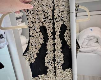 Evening gown - women’s clothes are sized XS-M
