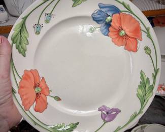 Villeroy & Boch "Amapola" china set