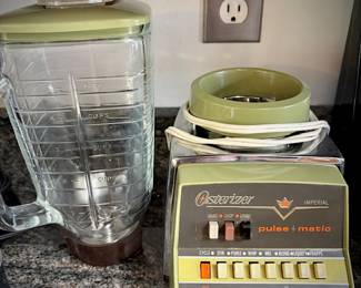 Vintage Osterizer blender
