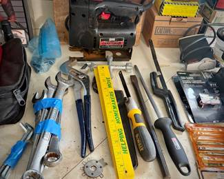 Sears Craftsman jigsaw and tools
