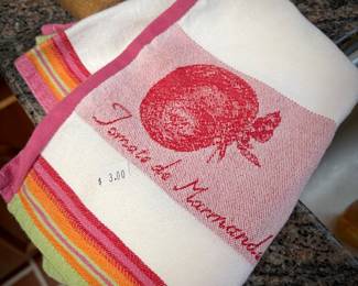 Choucke French kitchen linens