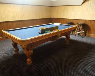 Pool table