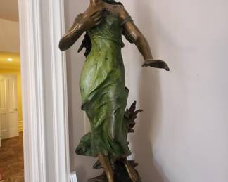 Bronze statue