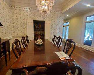 Incredible Rittenhouse square henredon dining room table