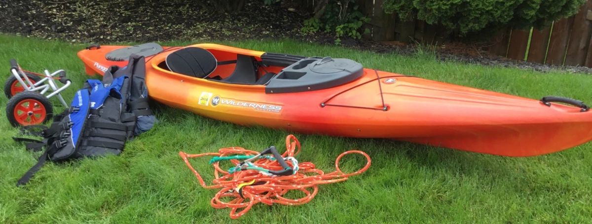 12 WILDERNESS SYSTEMS Kayak