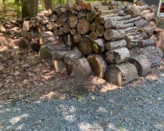 H15 - Lots of firewood for sale! $75 for 6' truck load.