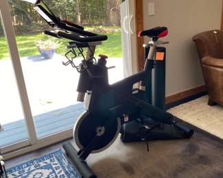 H76 - $550. Sole Fitness SB900 Indoor Cycle. In Excellent - gently used condition.