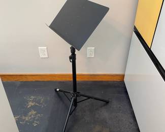 H119 - $20. Proline Music Stand